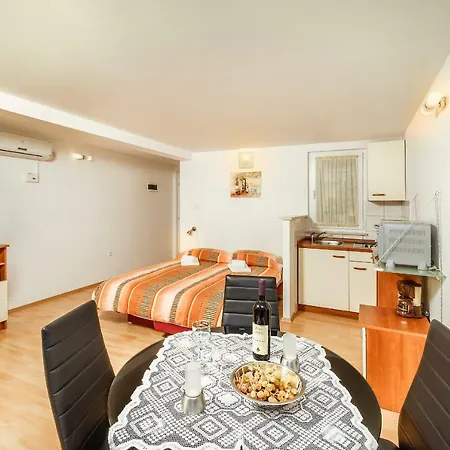 Amila-pisak Apartmán *